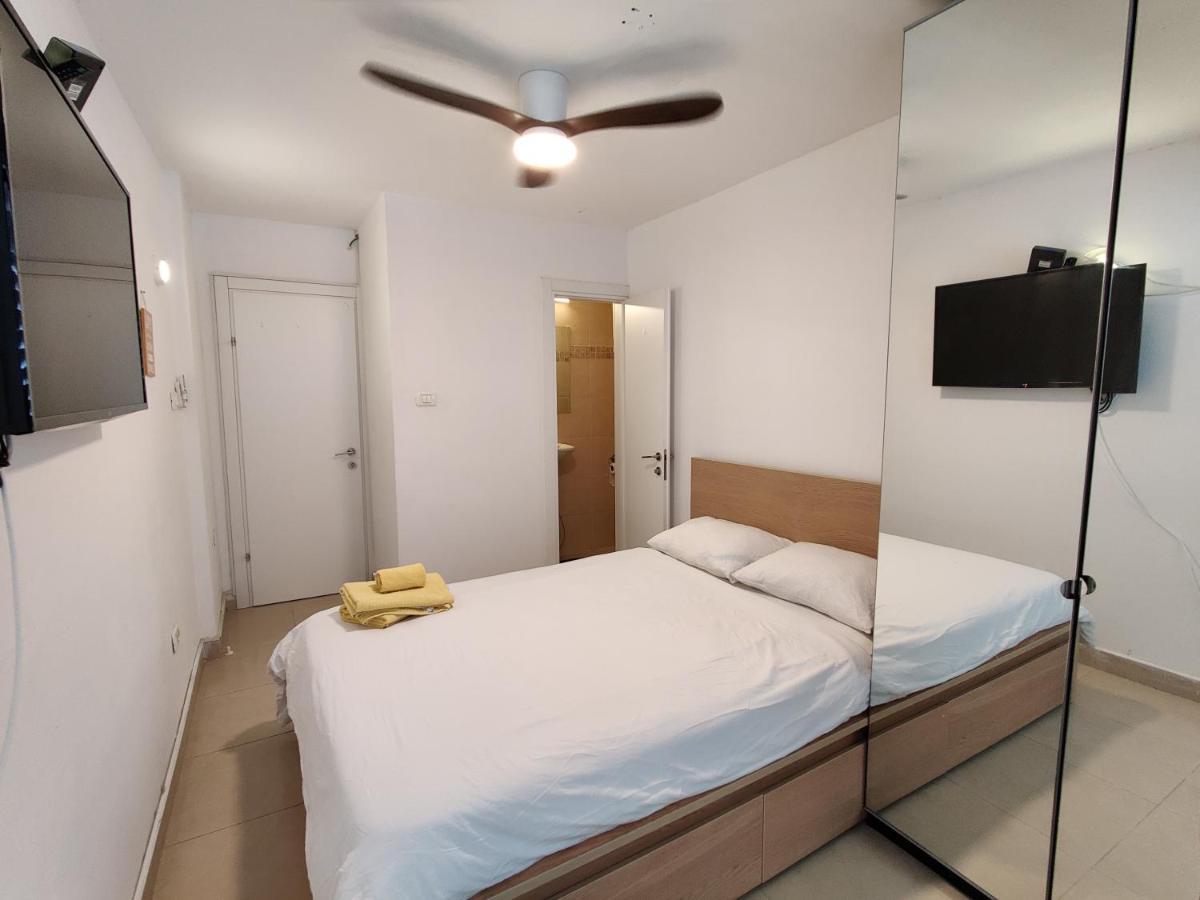 Dizengoff Penthouse Boutique Hostel Тель-Авив Экстерьер фото